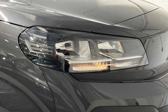 VAUXHALL VIVARO LIFE Electric 49kWh Combi XL MPV 5dr Electric Auto LWB (9 Seat, 7.4kW Charger)