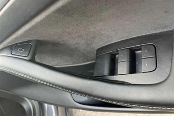 TESLA MODEL 3 Saloon 4dr Electric Auto RWD (241 bhp)