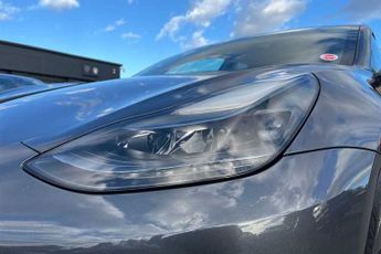 TESLA MODEL 3 Saloon 4dr Electric Auto RWD (241 bhp)