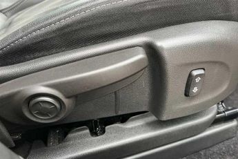 VAUXHALL CROSSLAND 1.5 Turbo D Ultimate SUV 5dr Diesel Auto Euro 6 (s/s) (120 ps)