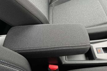 Vauxhall FRONTERA ELECTRIC 44kWh Design SUV 5dr Electric Auto (113 ps)