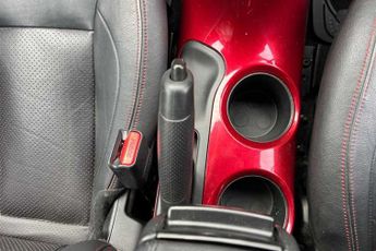 Nissan Juke 1.6i (117 PS) Tekna 5 Door Petrol SUV Automatic 