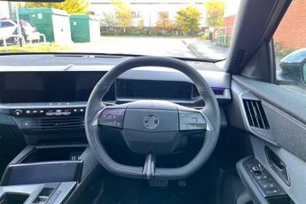 Vauxhall Grandland Electric 73kWh GS SUV 5dr Electric Auto (213 ps)