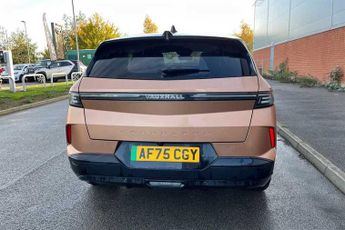 Vauxhall Grandland Electric 73kWh GS SUV 5dr Electric Auto (213 ps)