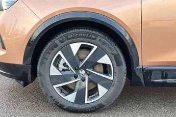 Vauxhall Grandland Electric 73kWh GS SUV 5dr Electric Auto (213 ps)