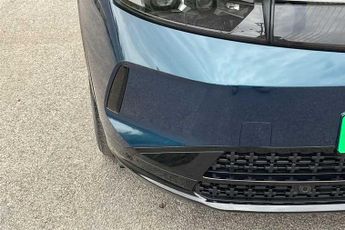 Vauxhall Grandland Electric 73kWh GS SUV 5dr Electric Auto (213 ps)