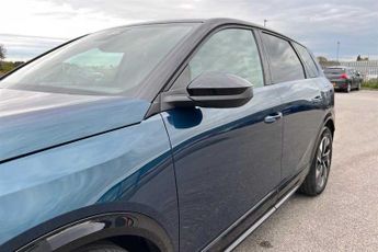 Vauxhall Grandland Electric 73kWh GS SUV 5dr Electric Auto (213 ps)