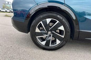 Vauxhall Grandland Electric 73kWh GS SUV 5dr Electric Auto (213 ps)