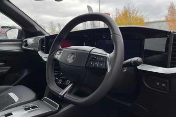 Vauxhall Mokka Electric 54kWh Ultimate SUV 5dr Electric Auto (156 ps)