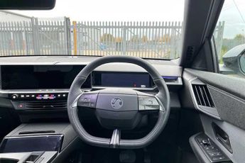Vauxhall Grandland Electric 73kWh GS SUV 5dr Electric Auto (213 ps)