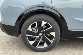 Vauxhall Grandland Electric 73kWh GS SUV 5dr Electric Auto (213 ps)