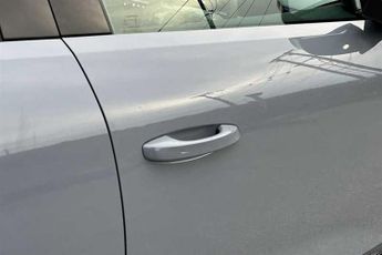 Vauxhall Grandland Electric 73kWh GS SUV 5dr Electric Auto (213 ps)