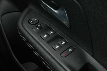 Vauxhall Mokka Electric 50kWh Ultimate SUV 5dr Electric Auto (136 ps)