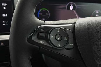 Vauxhall Mokka Electric 50kWh Ultimate SUV 5dr Electric Auto (136 ps)