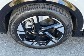 Vauxhall Grandland Electric 73kWh Ultimate SUV 5dr Electric Auto (213 ps)