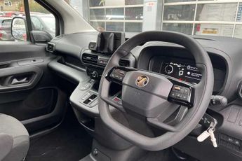 VAUXHALL COMBO Electric 52kWh Prime Panel Van 5dr Electric Auto SWB (7.4kW Charger) (136