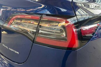 TESLA MODEL 3 (Dual Motor) Long Range Saloon 4dr Electric Auto 4WDE (346 ps)