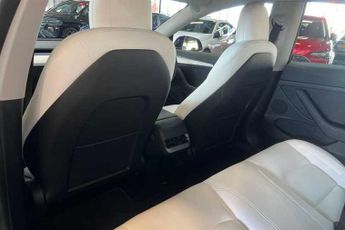 TESLA MODEL 3 (Dual Motor) Long Range Saloon 4dr Electric Auto 4WDE (346 ps)