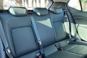 VAUXHALL ASTRA 1.4i Turbo GPF Elite Nav Hatchback 5dr Petrol Auto Euro 6 (s/s)