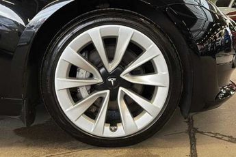 TESLA MODEL 3 (Dual Motor) Long Range Saloon 4dr Electric Auto 4WDE (346 ps)