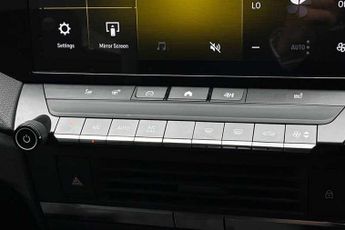 Vauxhall Astra Electric 54kWh Griffin Hatchback 5dr Electric Auto (156 ps)