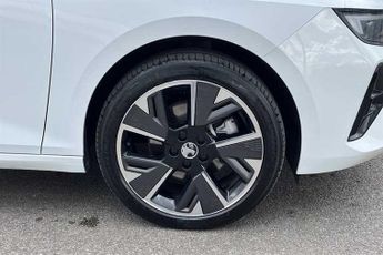 Vauxhall Astra Electric 54kWh Griffin Hatchback 5dr Electric Auto (156 ps)