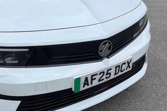Vauxhall Astra Electric 54kWh Griffin Hatchback 5dr Electric Auto (156 ps)