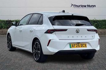 Vauxhall Astra Electric 54kWh Griffin Hatchback 5dr Electric Auto (156 ps)