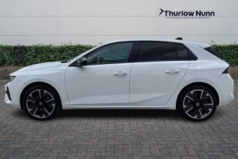 Vauxhall Astra Electric 54kWh Griffin Hatchback 5dr Electric Auto (156 ps)