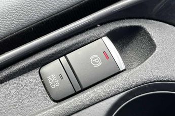 NISSAN JUKE 1.0 DIG-T N-Connecta SUV 5dr Petrol DCT Auto Euro 6 (s/s) (114 p