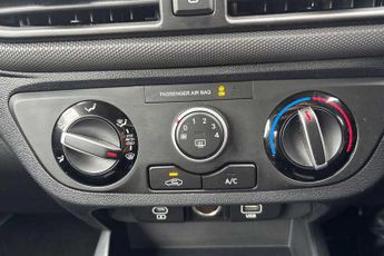 HYUNDAI i10 1.0 Advance Hatchback 5dr Petrol Auto Euro 6 (s/s) (63 ps)