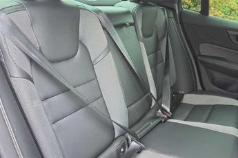 VOLVO S60 2.0 B5 MHEV R-Design Saloon 4dr Petrol Hybrid Auto Euro 6 (s/s) 