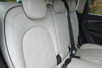 MINI COUNTRYMAN 1.5 7.6kWh Cooper SE Exclusive SUV 5dr Petrol Plug-in Hybrid Aut