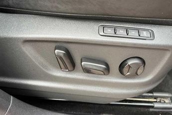 SKODA KAROQ 2.0 TDI Edition SUV 5dr Diesel DSG 4WD Euro 6 (s/s) (150 ps)