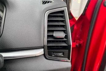 SKODA KAROQ 2.0 TDI Edition SUV 5dr Diesel DSG 4WD Euro 6 (s/s) (150 ps)