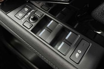 LAND ROVER RANGE ROVER EVOQUE 1.5 P300e 12.2kWh R-Dynamic S SUV 5dr Petrol Plug-in Hybrid Auto