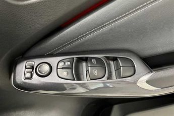 NISSAN JUKE 1.0 DIG-T N-Connecta SUV 5dr Petrol DCT Auto Euro 6 (s/s) (114 p