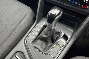 Volkswagen Tiguan Allspace 1.5 TSi (150 PS) Life 5 Door Petrol SUV Automatic 7 Seats *** 1 