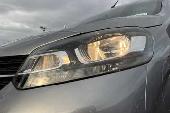 VAUXHALL VIVARO LIFE Electric 50kWh Combi MPV 5dr Electric Auto LWB (9 Seat, 11kW Charger) (13