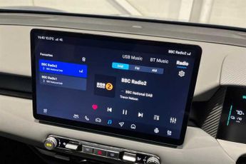 MG MGS5 64kWh Trophy Long Range SUV 5dr Electric Auto (231 ps)