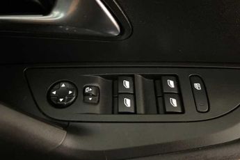 Peugeot E-2008 50kWh Allure SUV 5dr Electric Auto (7kW Charger) (136 ps)