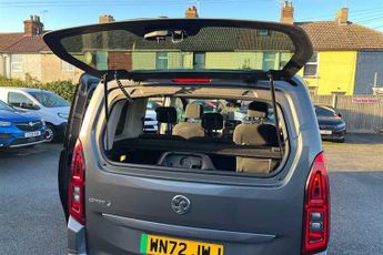 Vauxhall Combo Life Electric SE Electric Automatic (136ps)