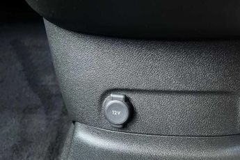 Vauxhall Combo Life Electric SE Electric Automatic (136ps)