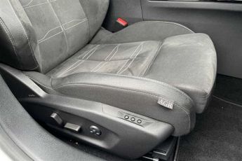 Vauxhall Astra 1.2 Turbo Ultimate Sports Tourer 5dr Petrol Auto Euro 6 (s/s) (1