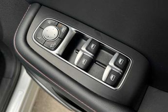 MG HS 1.5 T-GDI 16.6kWh SE SUV 5dr Petrol Plug-in Hybrid Auto Euro 6 (