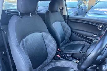 MINI HATCH 1.5 Cooper Hatchback 3dr Petrol Steptronic Euro 6 (s/s) (136 ps)