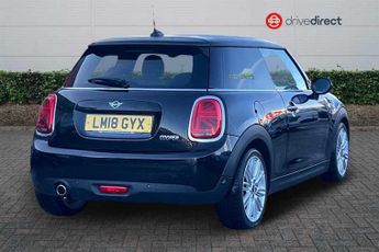 MINI HATCH 1.5 Cooper Hatchback 3dr Petrol Steptronic Euro 6 (s/s) (136 ps)