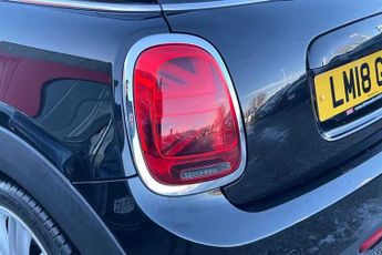 MINI HATCH 1.5 Cooper Hatchback 3dr Petrol Steptronic Euro 6 (s/s) (136 ps)