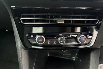 VAUXHALL MOKKA Electric 50kWh Elite Premium SUV 5dr Electric Auto (136 ps)