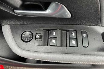 VAUXHALL MOKKA Electric 50kWh Elite Premium SUV 5dr Electric Auto (136 ps)